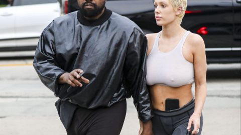 Kanye West y su esposa, Bianca Censori, en Los Ángeles.
