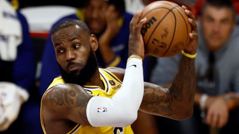 LeBron James en la serie entre Lakers y Warriors.