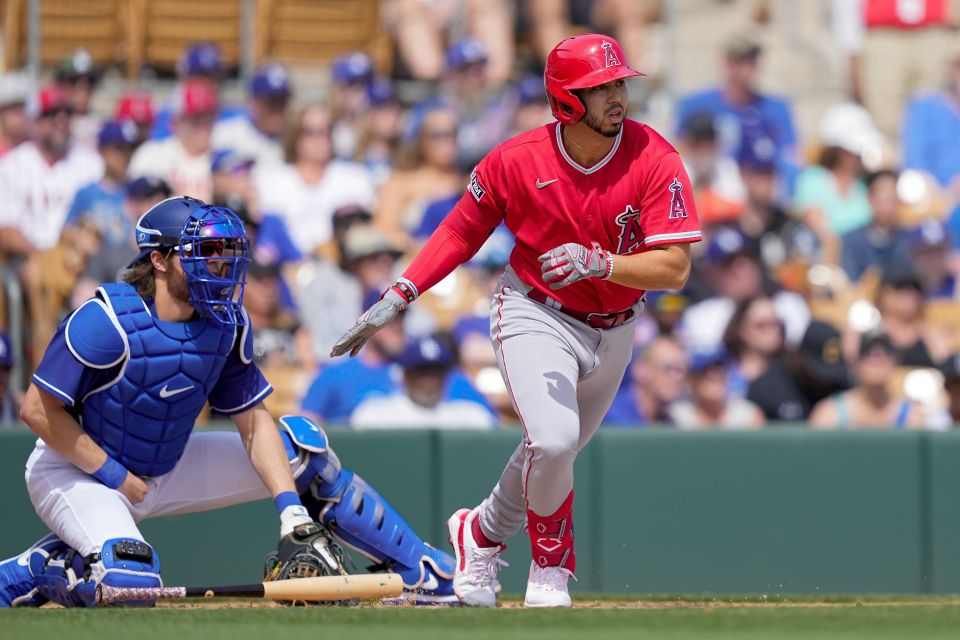 Los Angels suben a Grandes Ligas al prospecto venezolano Liván Soto