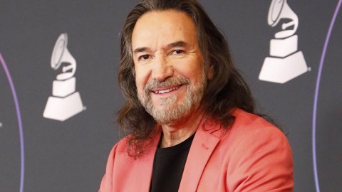 Marco Antonio Solís comenzó a cantar siendo prácticamente un adolescente hambriento de triunfar