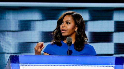 Esposa de Obama lanza empresa para combatir la obesidad de niños en EE. UU.