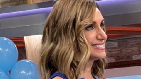Raúl de Molina y Lili Estefan el set de 'El Gordo y La Flaca'.