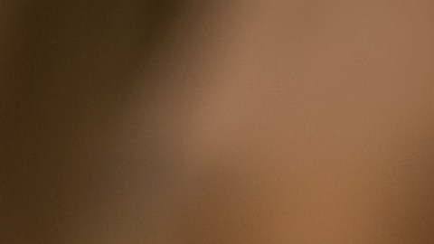 La envidia, mal de ojo y brujería tienen como común denominador la energía negativa, explica Mhoni Vidente.