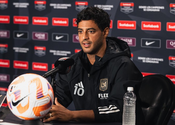 Carlos Vela.
