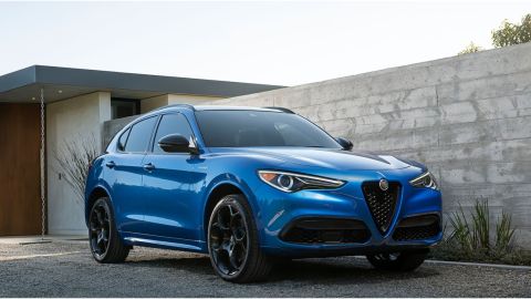 Alfa Romeo Stelvio 2023