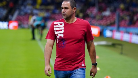 André Jardine director técnico, durante el partido de vuelta de los Cuartos de Final del torneo Clausura 2023.