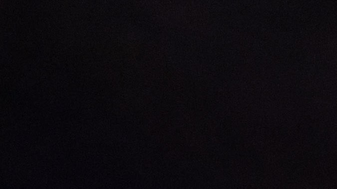 Eladio Carrión, cantante de género urbano y hip hop.