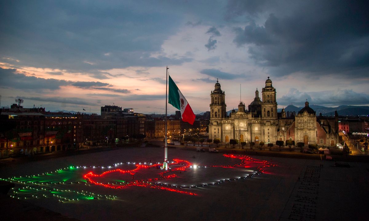 Plaza de la Constitución, better known as the Zocalo.  Photo: CLAUDIO CRUZ/AFP via Getty Images.