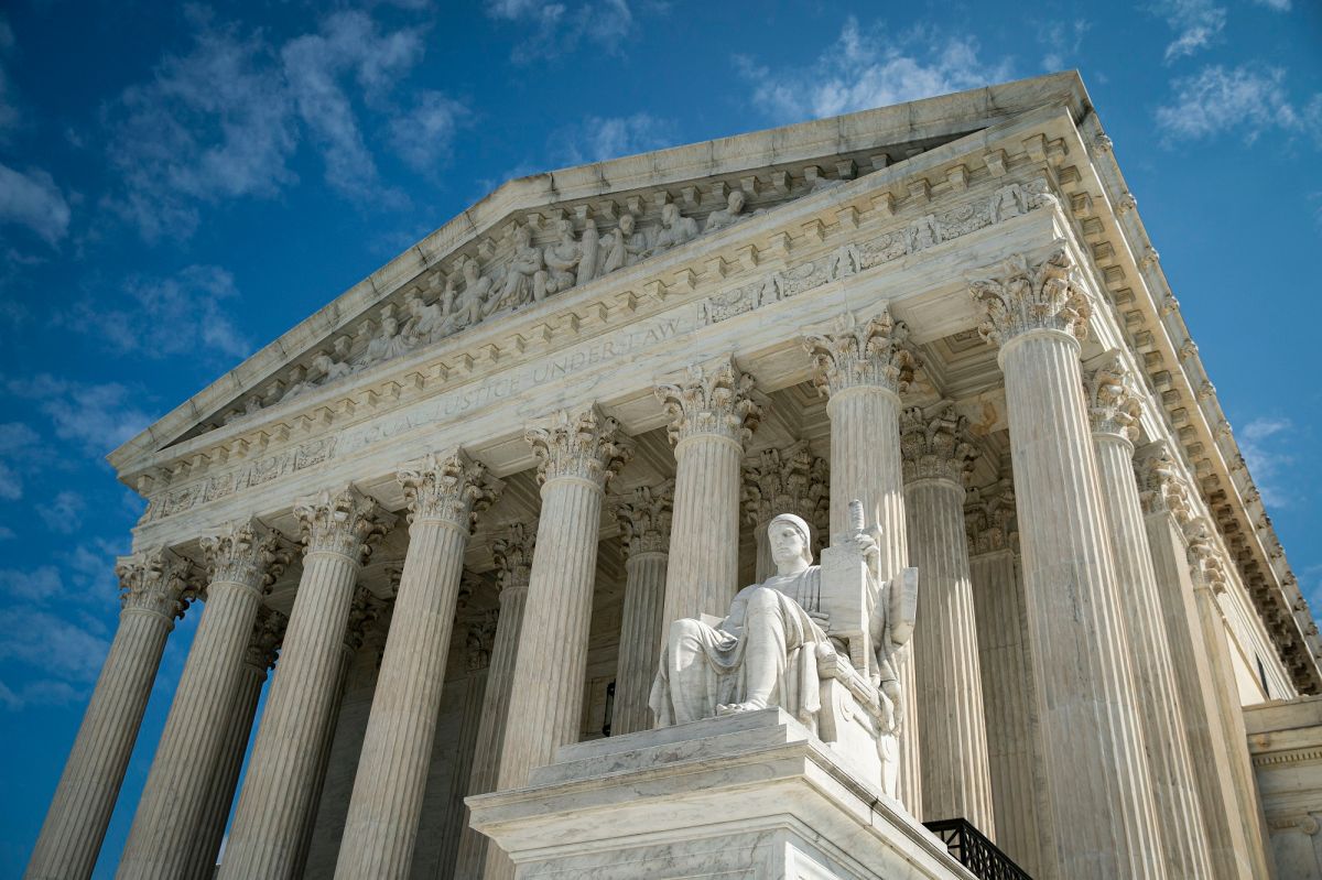 La Corte Suprema tomó una decisión sobre dos casos de deportación.