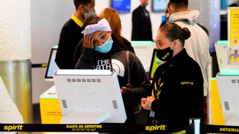 Falla técnica en Spirit Airlines causa caos en 9 de cada 10 vuelos