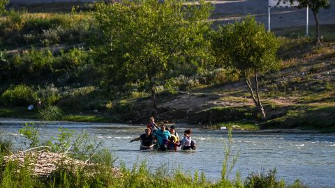 Un mexicano murió tras pasar tres días perdido en la frontera de Texas