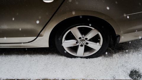 Casi 100 heridos por tormenta de granizo en concierto de Louis Tomlinson en Colorado