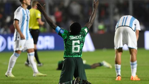 Nigeria eliminó al local en octavos de final.