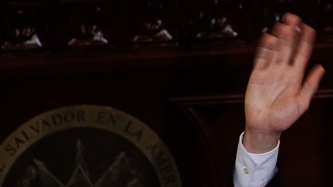 Nayib Bukele se inscribe a la precandidatura para reelegirse como presidente de El Salvador