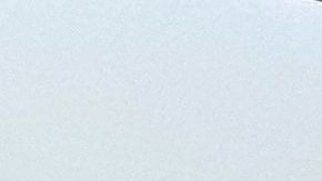 Rescatistas en el lugar del accidente de un choque de tres trenes cerca de Balasore, India.