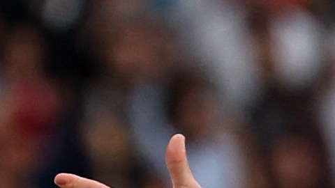 Karim Benzema se marcha del Real Madrid como el futbolista con más títulos.