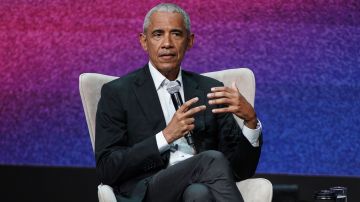 El expresidente Barack Obama advirtió que las desigualdades debilitan a las democracias.
