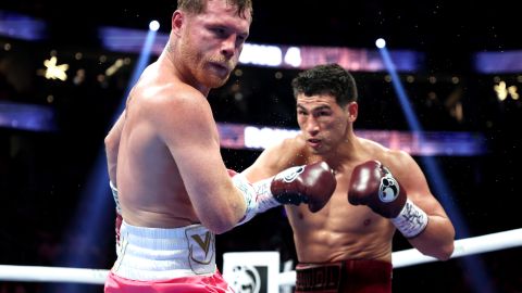 'Canelo' Álvarez en su combate ante Dmitry Bivol.