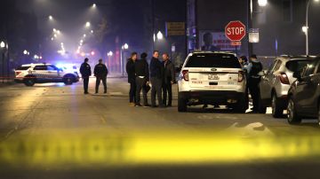 Un muerto y 19 heridos en un tiroteo registrado en el estacionamiento de un centro comercial en Chicago