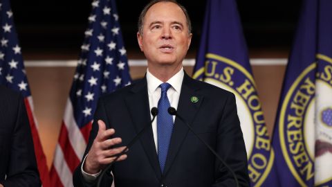 Adam Schiff fue censurado por republicanos por dirigir la investigación que resultó en el primer juicio político contra Trump.