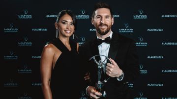 Antonela Roccuzzo y Lionel Messi durante la entrega de los premios Laureus.