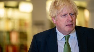 El exprimer ministro británico Boris Johnson decidió alejarse de la política.