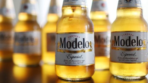 Modelo Especial