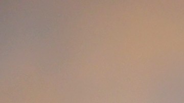 Wyndham Clark con el trofeo del U.S. Open Championship.