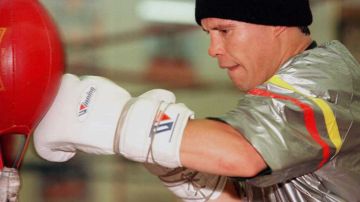 Julio César Chávez entrenando en su época de boxeador.