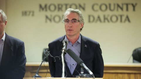 Gobernador de Dakota del Norte, Doug Burgum, se suma a la lista de candidatos republicanos por la presidencia de EE.UU.