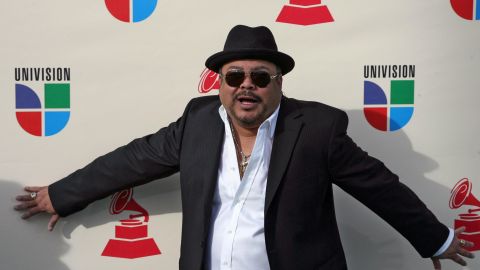 Cuban-born singer and songwriter Francisco Cespedes arrives for the 8th Annual Latin Grammy Awards, 08 November 2007, in Las Vegas, Nevada. AFP PHOTO/GABRIEL BOUYS (Photo credit should read GABRIEL BOUYS/AFP via Getty Images)