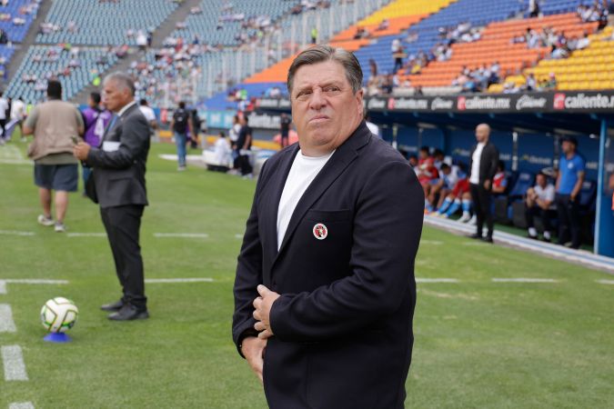 Miguel Herrera durante partido de Xolos de Tijuana. Foto: Imago7/Imelda Medina.