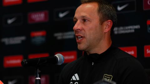 Steve Cherundolo en rueda de prensa tras la derrota de LAFC ante León.