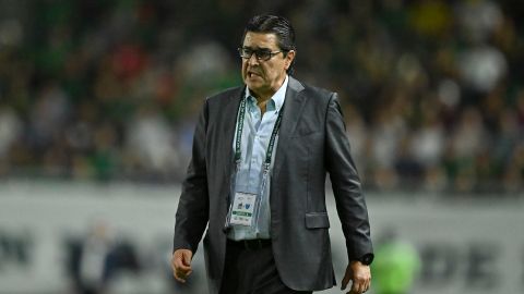 Luis Fernando Tena, seleccionador de Guatemala.