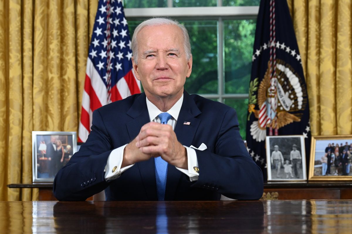 Biden Firma Proyecto De Ley Para Elevar El Techo De La Deuda Y Aleja Al ...