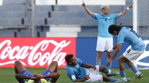 Jugadores de Israel celebran al vencer a Brasil hoy, en un partido de los cuartos de final de la Copa Mundial de Fútbol sub-20.