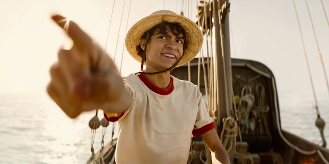 El mexicano Iñaki Godoy como Monkey D. Luffy en una escena del primer episodio de "One Piece".