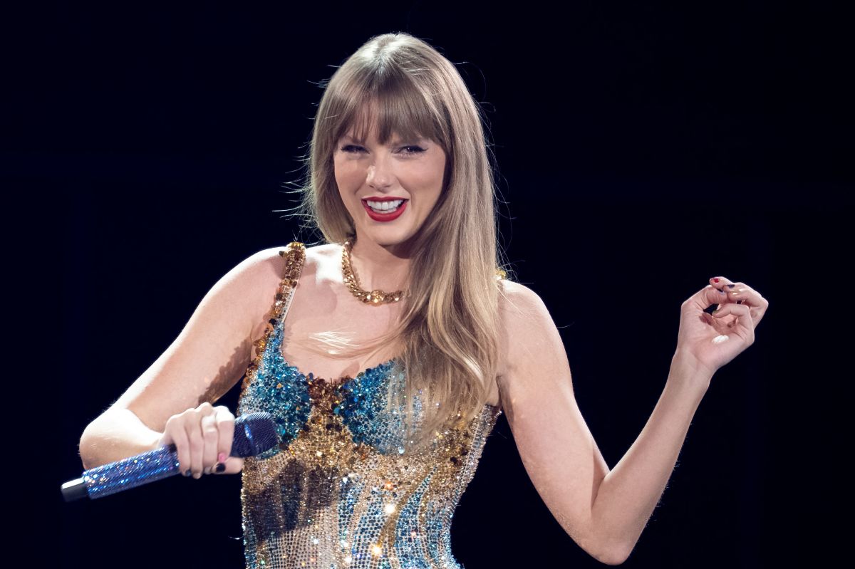 Taylor Swift se tragó un insecto durante un concierto en Chicago.