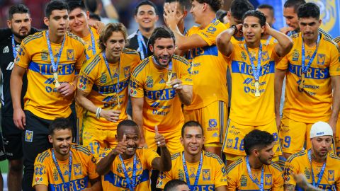 Tigres de la UANL actuales campeones del fútbol mexicano.