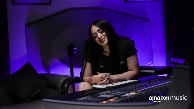 Villa Antillano, cantante de género urbano y hip hop.