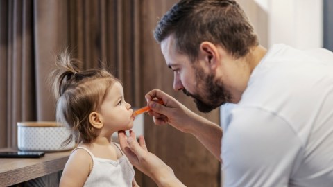 Pfizer advierte sobre escasez de antibióticos para niños en EE. UU.