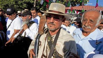 Mora fue uno de los impulsores de los grupos civiles armados que se enfrentaron a los narcotraficantes en Michoacán.