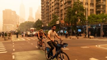 Humo en Nueva York: qué se sabe sobre el fenómeno ambiental que arriesga la salud de 100 millones de personas