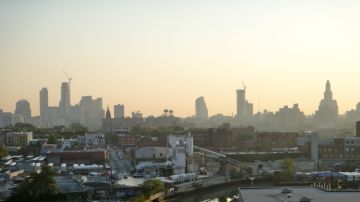 Humo tóxico invade a Nueva York: cómo debes protegerte