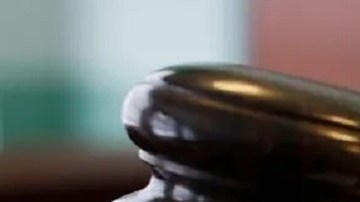 Acusan a un senador estatal de New Hampshire de agredir a un empleado en su restaurante