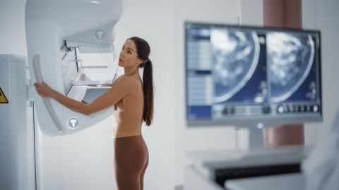 Cómo saber si tienes mamas densas y qué significa