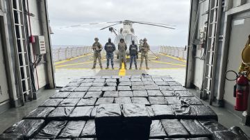 Marina en México decomisa submarino con más de 3.5 toneladas de cocaína en el Océano Pacífico