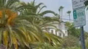 Padres de familia de la primaria Saticoy en North Hollywood se enfrentaron a golpes hace algunos días.