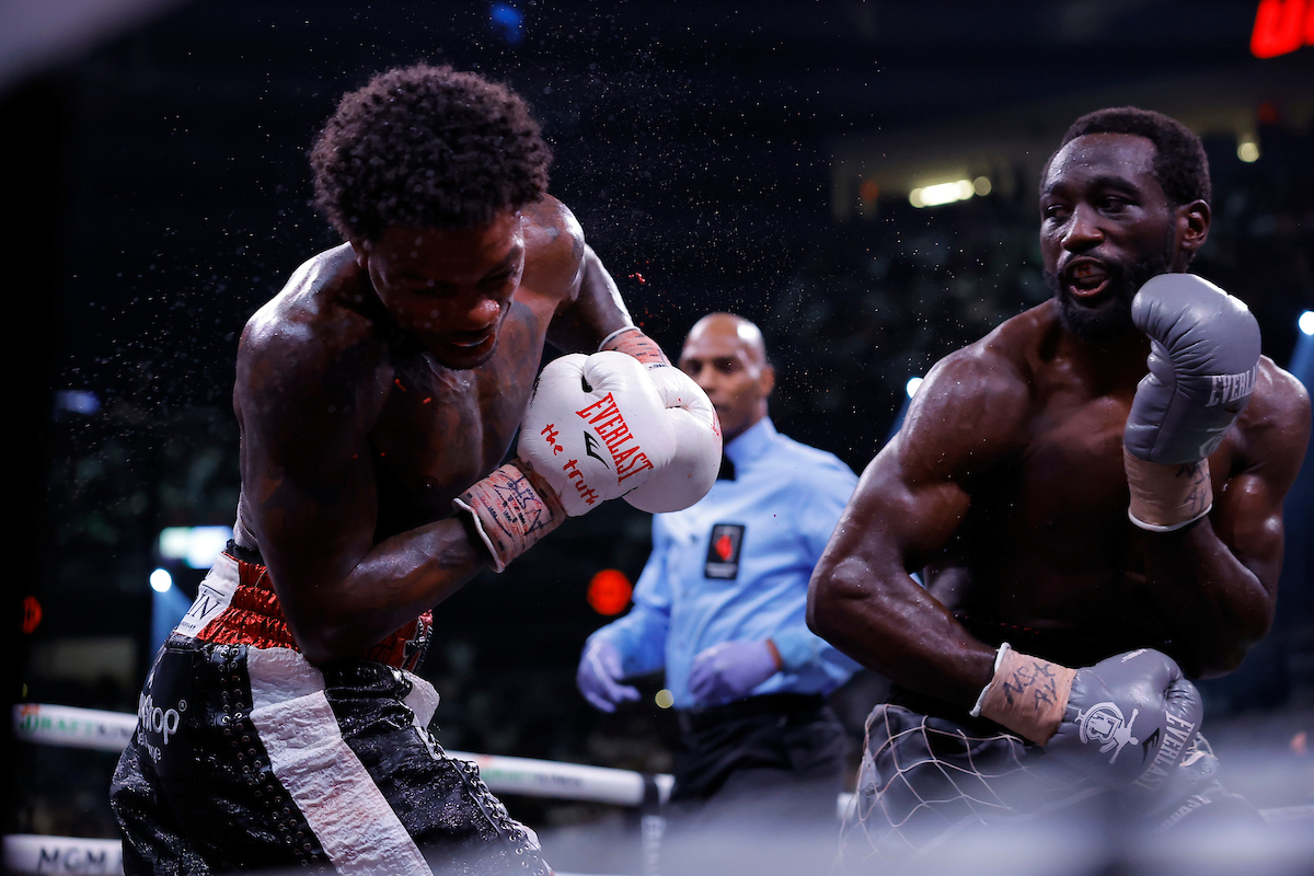 Terence Crawford le dio una paliza a Errol Spence Jr.. Foto: Cortesía Esther Lin / SHOWTIME