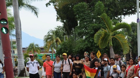 Migrantes de la comunidad gay protestan en el sur de México contra la discriminación y la xenofobia